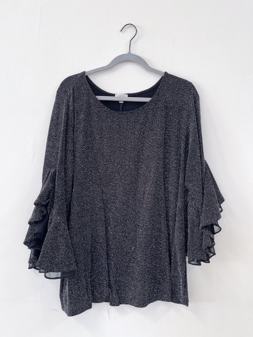 Black Lurex Blouse 3/4 sleeves with ruffles size 18/20